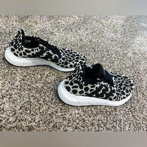 Adidas SWIFT RUN SHOES